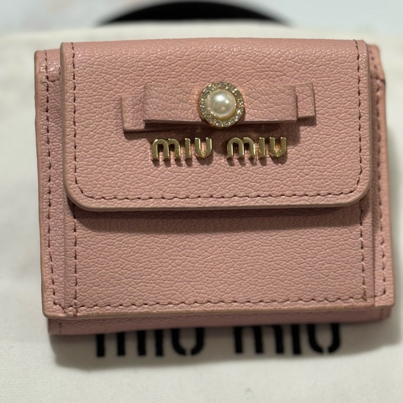 Blush Pink Leather Wallet - Picture 1 of 6